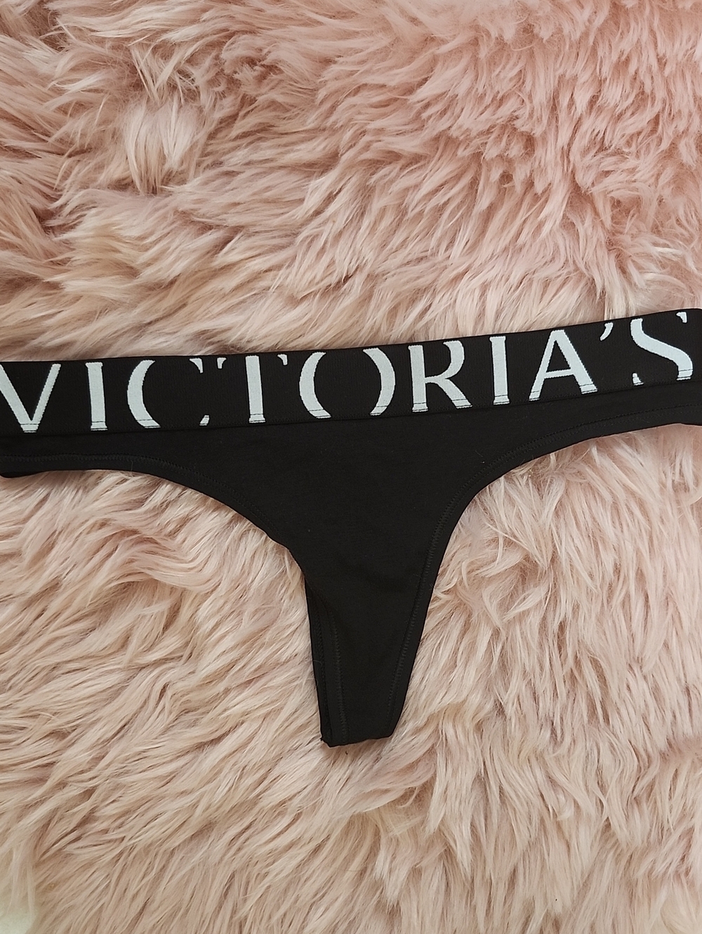 Brand New Victoria's Secret SIGNATURE LOGO PRINT THONG-XS
